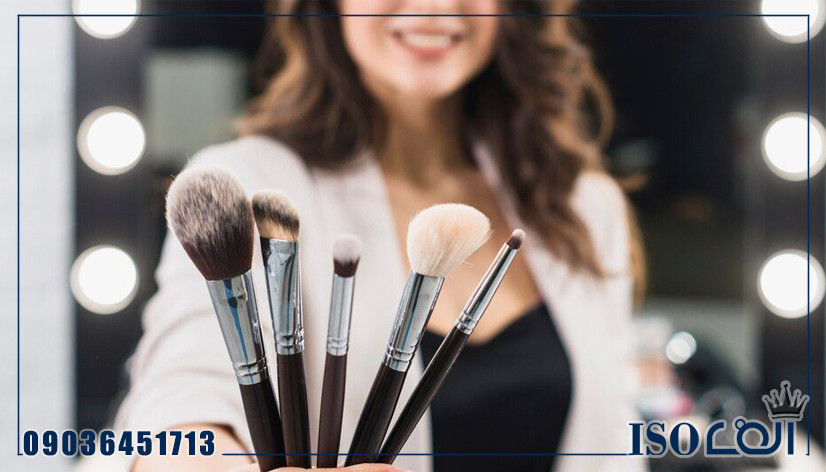 مدرک معتبر بین المللی ویژه لاین زیبایی: راهی به سوی موفقیت حرفه‌ای
